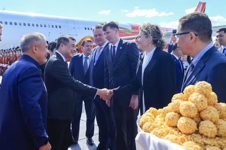 Prime Minister arrives in Kazan to attend ASEAN–Russia Commemorative Summit